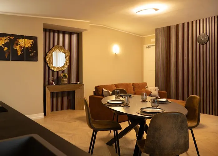 Domino House Maison d'hôtes Striano