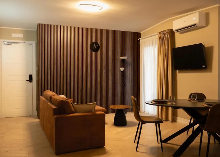 Domino House Striano